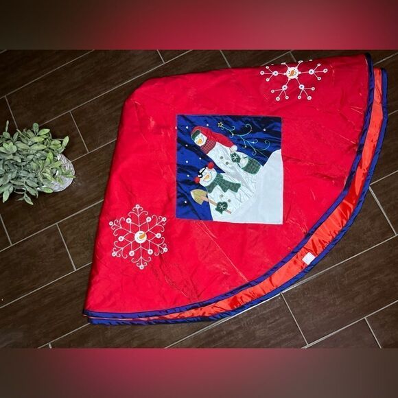 Christmas Eve by Santa’s Best snowman tree skirt - Picture 1 of 4